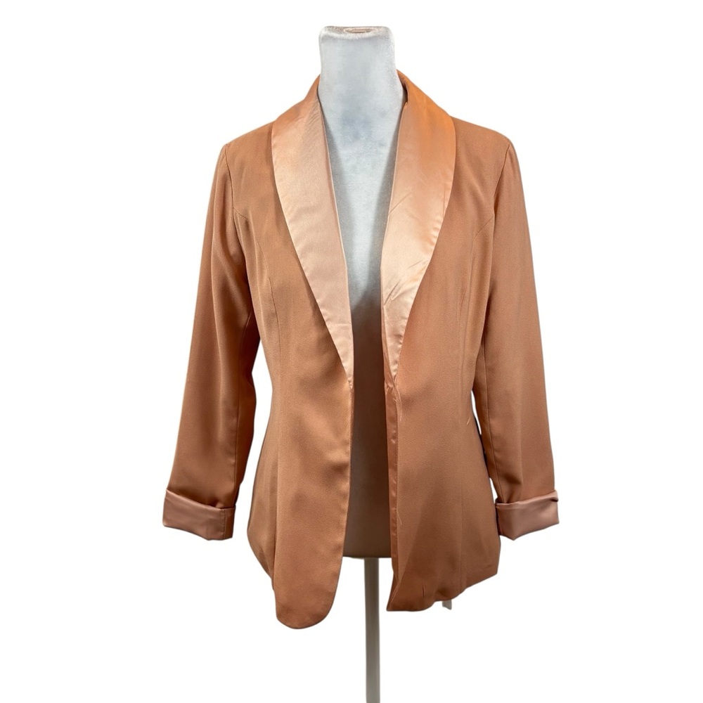 Brand New with Tags Boohoo Brand Immie Satin Lapel Blazer Rose Color Size 4